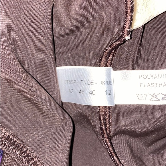 One Piece 🩱 Bathing Suit - Picture 5 of 9